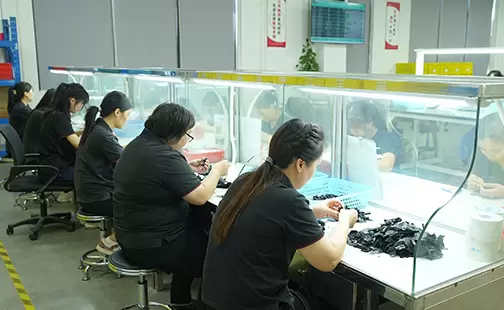  โรงงานทำความสะอาดขอบ 