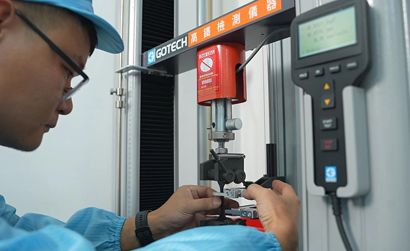 การทดสอบความแข็งแรงดึง 